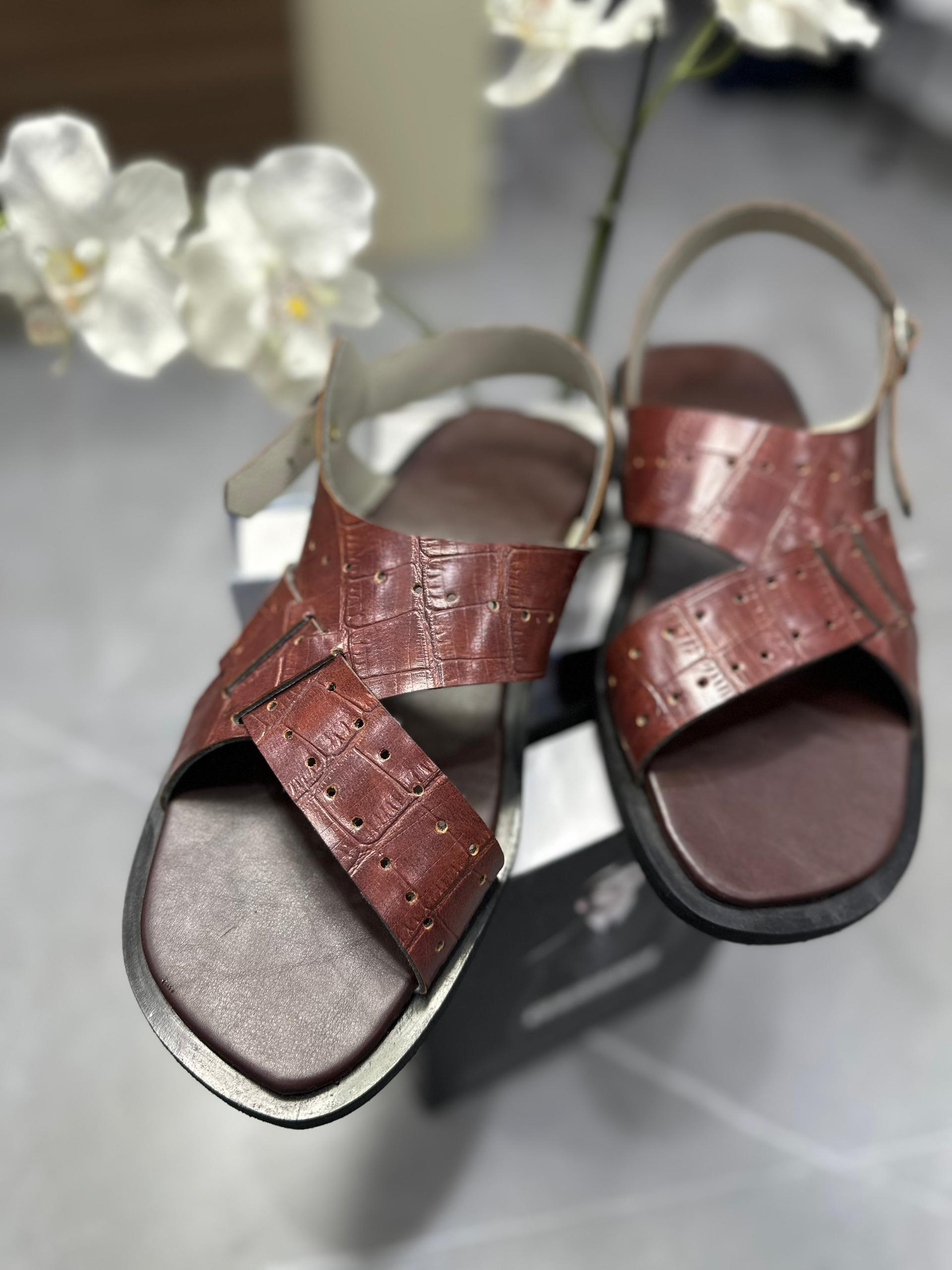 Sandales Royales Sanga – Cuir Croco Bordeaux